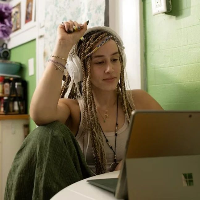 跨境电商App应用程序文化适应性：如何适应不同文化背景和价值观